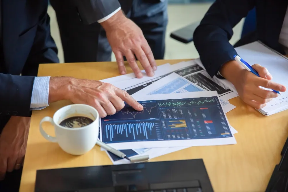 What Is an ETF? Definition, Examples, and How to Invest
