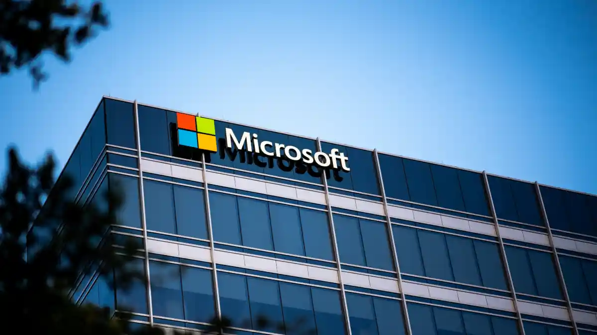 Saham Microsoft Dapat 99% Rating Beli dari Analis Berkat AI