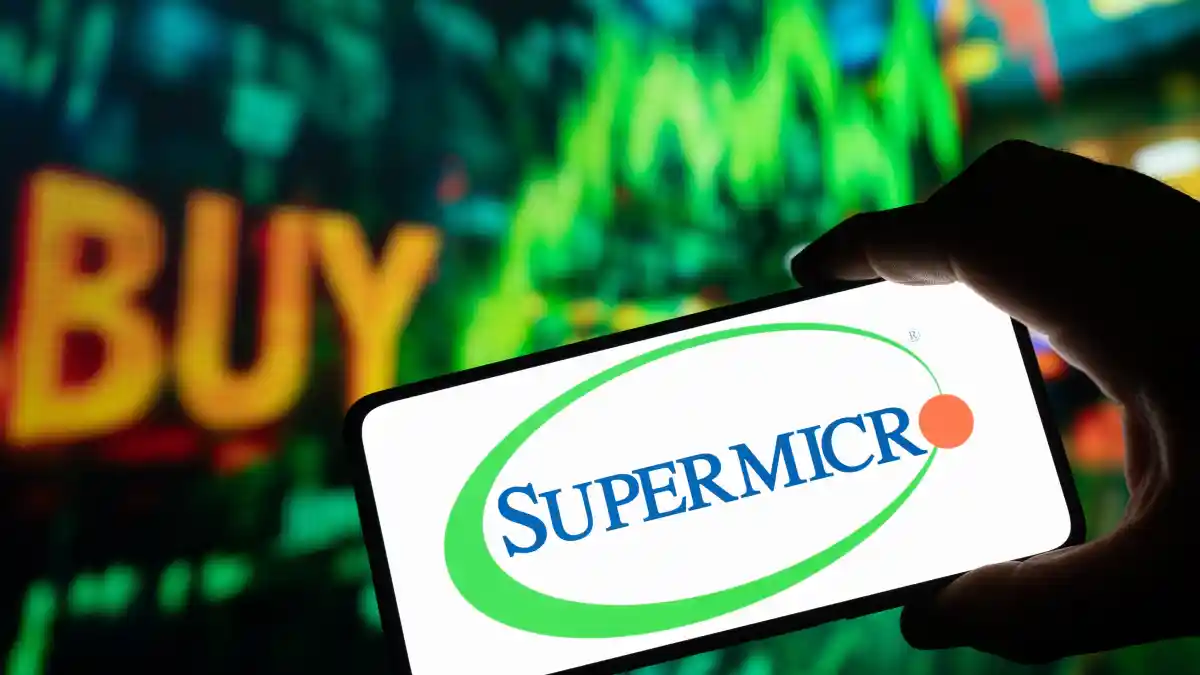 Pendapatan SMCI Meleset, Tapi Target AI $36 Miliar Kejutkan Pasar