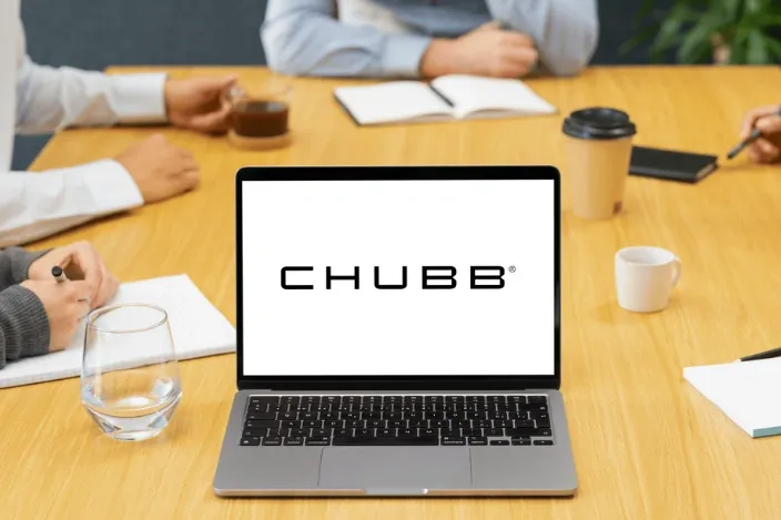 Cara Beli Saham Chubb (CB) 2025