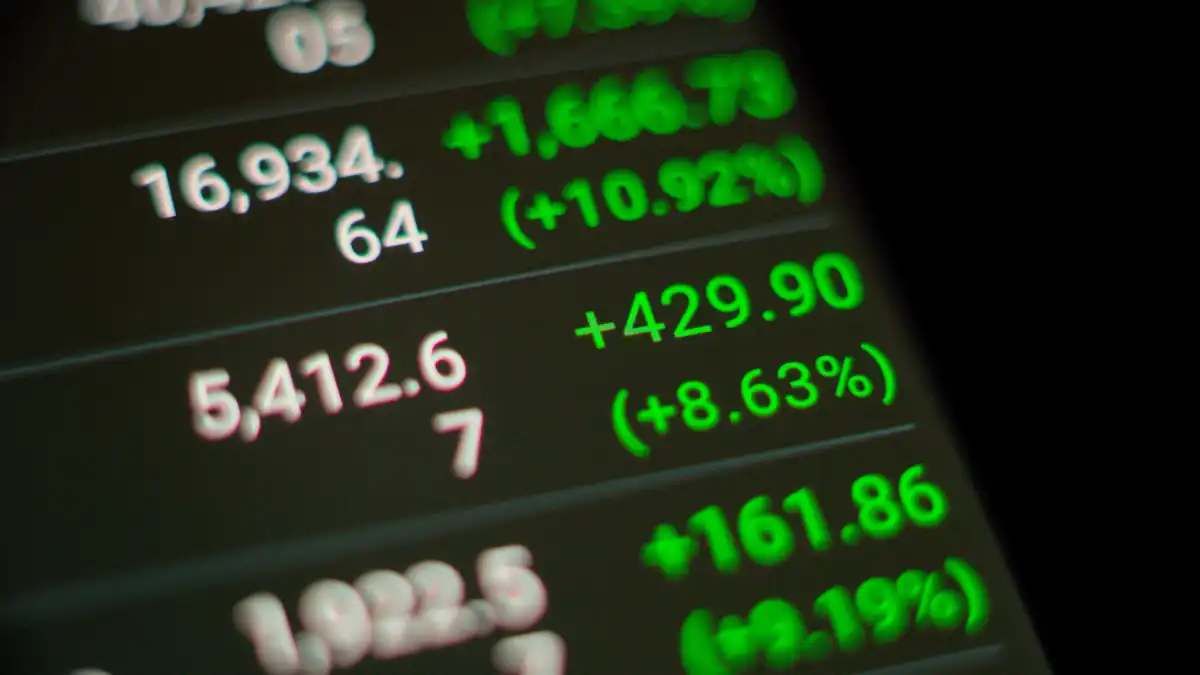 Saham Cetak Rekor, Investor Cermati Implikasi Konflik Venezuela