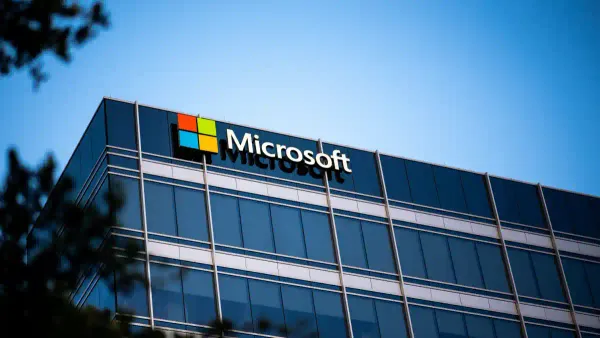 Saham Microsoft Dapat 99% Rating Beli dari Analis Berkat AI