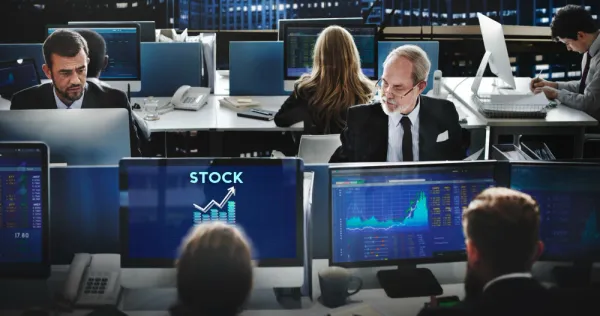 What Is Position Trading: Strategy & Key Differences from Swing Trading