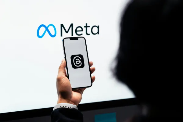 Cara Beli Saham Meta/Facebook (META) 2025