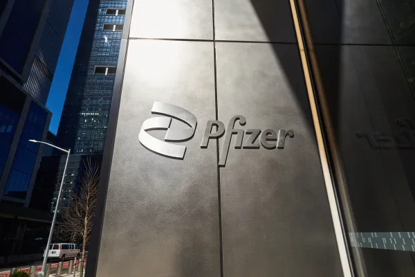 Cara Beli Saham Pfizer (PFE) 2025